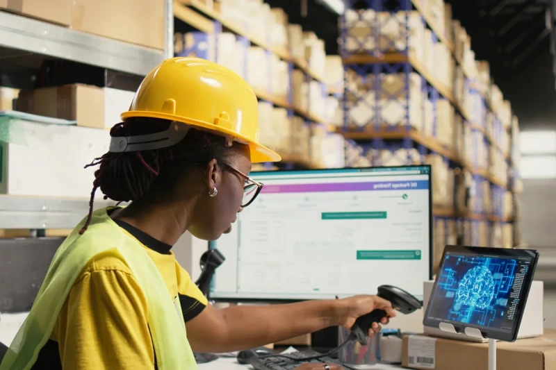 Gestão de estoque eficiente: conheça os 4 pilares essenciais para o varejo