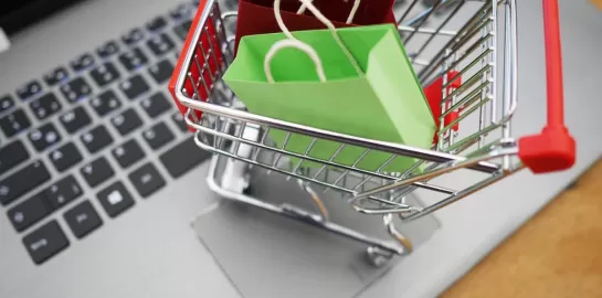 Vender online sem ser e-commerce é possível? Conheça 4 formas